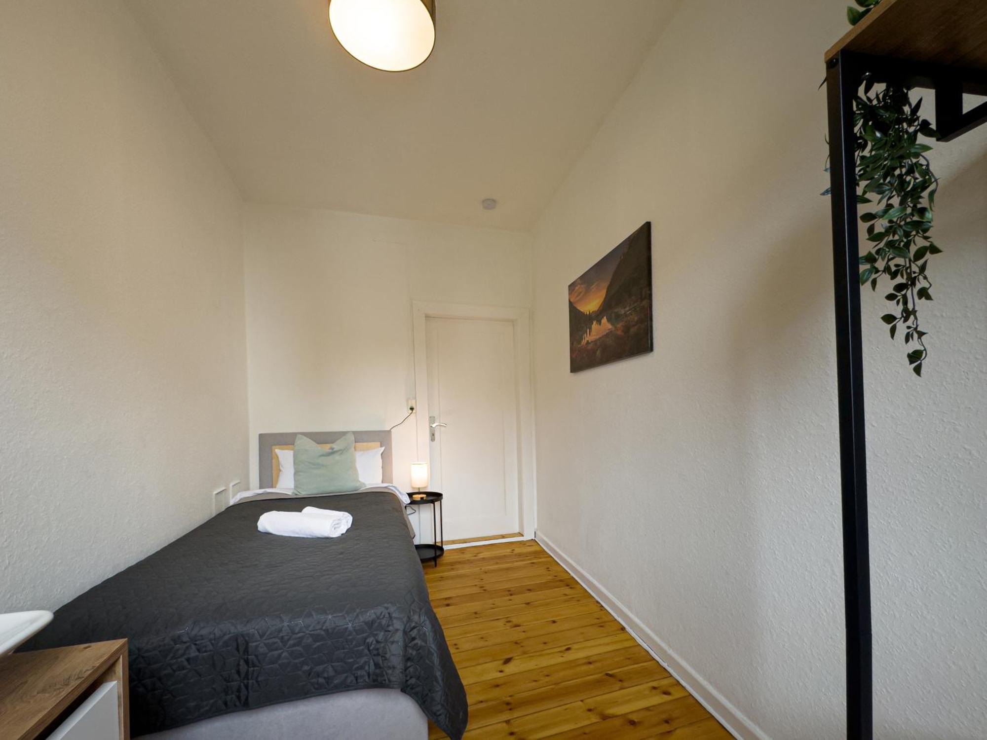 Immostay #8 - Haus Fuer 13 Personen Mit 7 Zimmer - Grosser Garten & Grill, Free Parking, Wlan Бремен Экстерьер фото